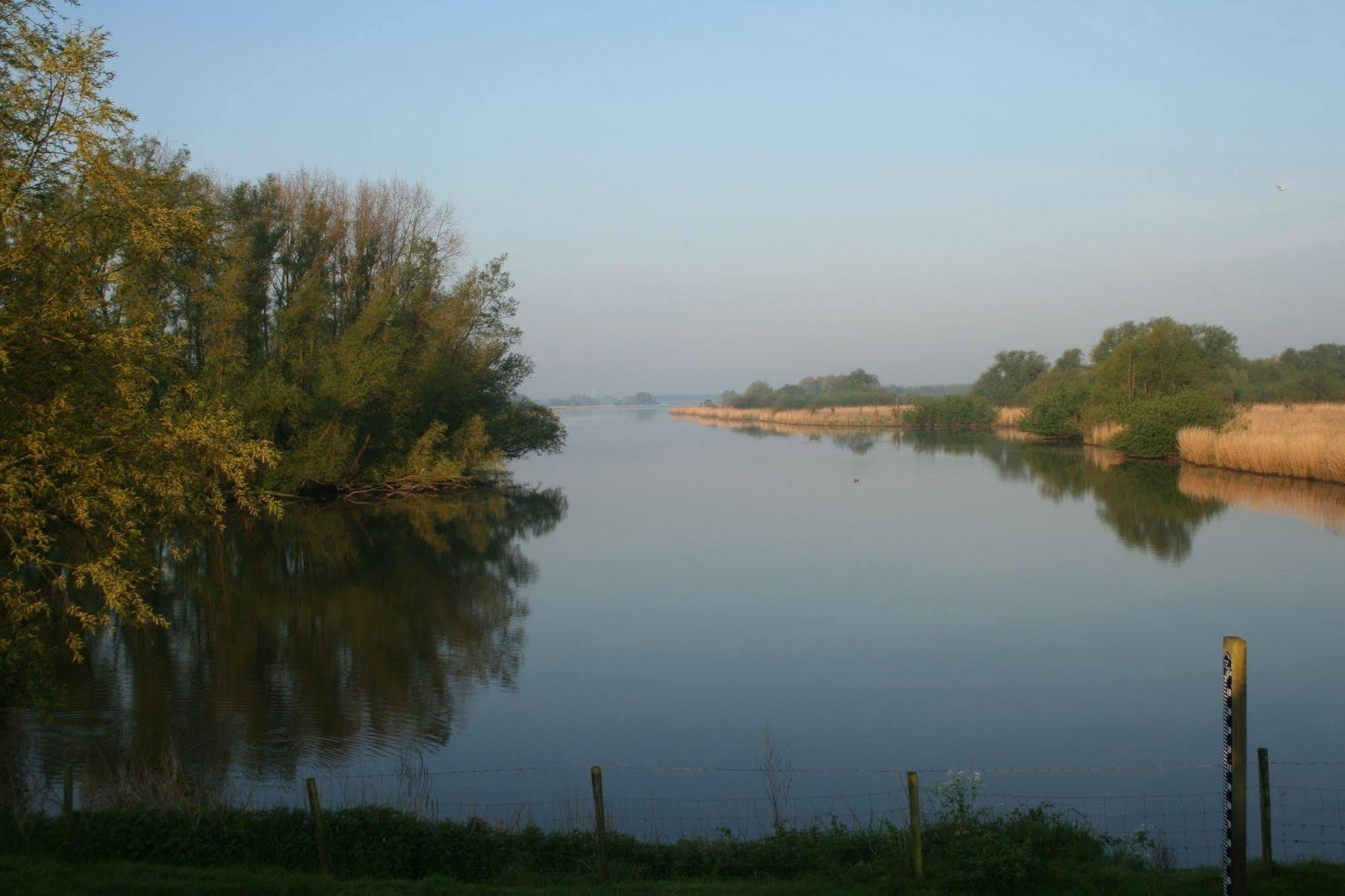 فندق De Brabantse Biesbosch فيركيندام المظهر الخارجي الصورة